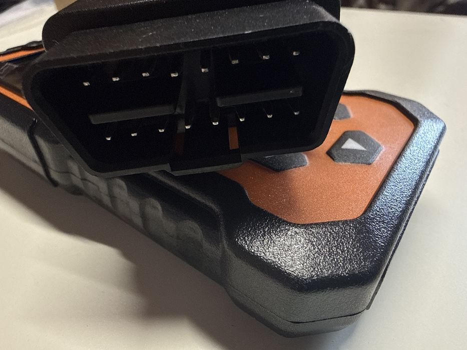 Tester diagnostyczny OBDII model V410 [1703] jest 5 szt.