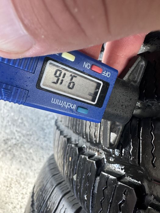 Шини 23 рік зима майже нові 225/65 R16c Maxmiler