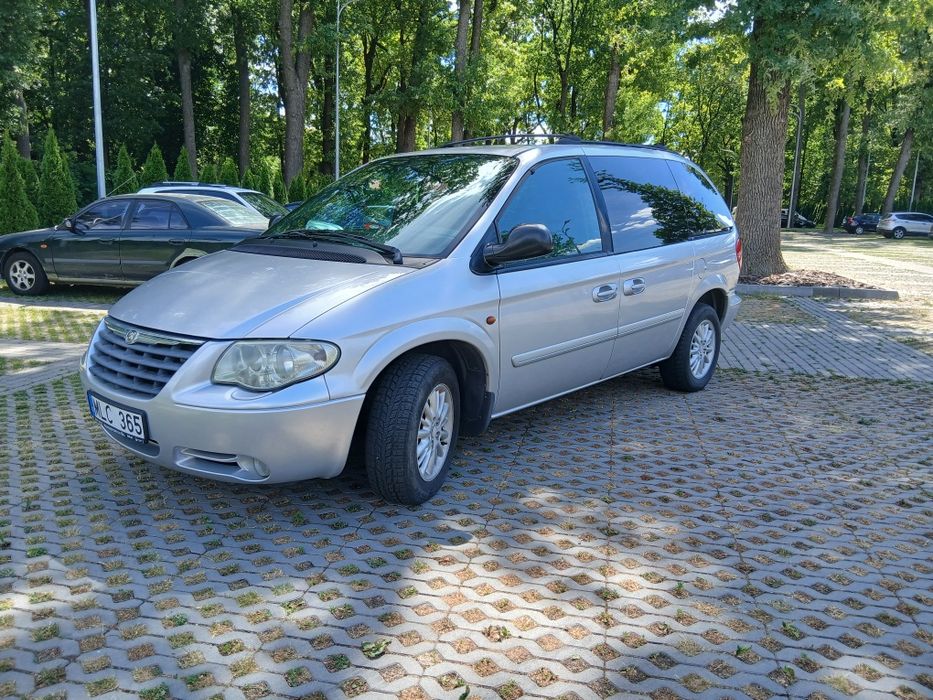 Продам Обмен Крайслер  вояджер  2.8 тд