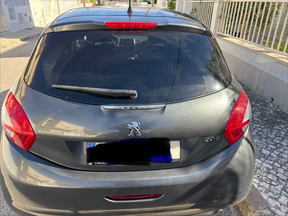 Peugeot 208hdi 2013 — photo 3