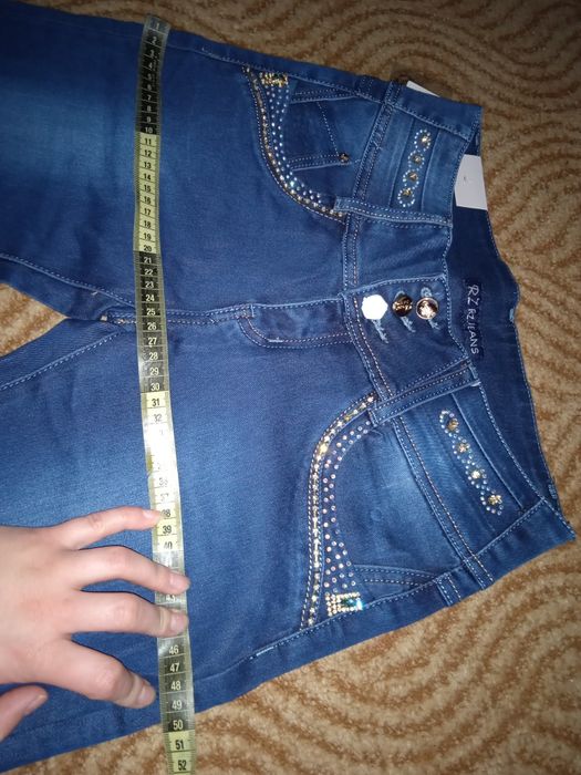 Джинси жіночі джинси