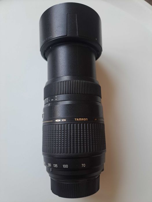 Obiektyw Tamron AF 70-300mm f/4-5.6 Di LD MACRO 1:2 Nikon F B.DOBRY