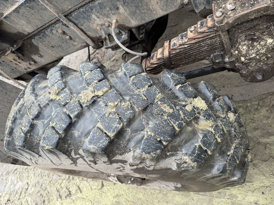 Урал 43202 лісовоз