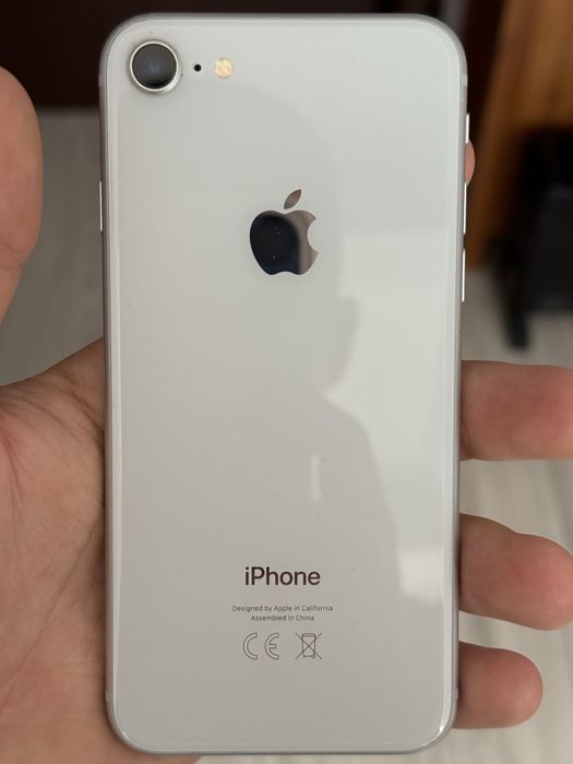 iPhone 8 (biały)