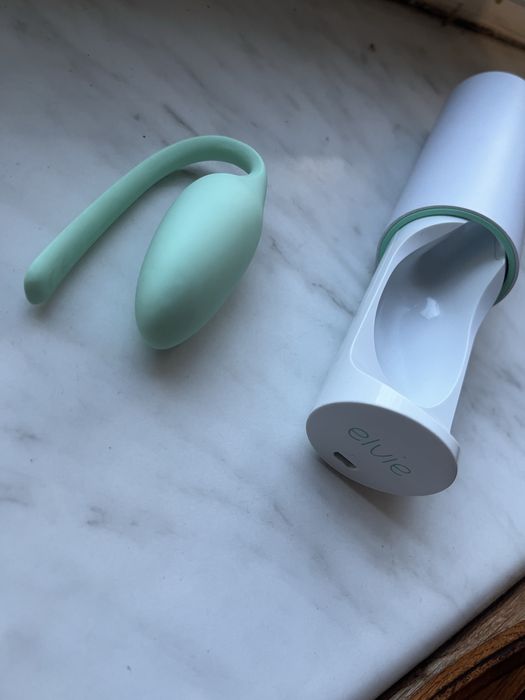 Elevie trainer do wzmacniania dna miednicy