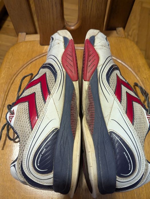 Кроссовки Hummel zones 43 размер