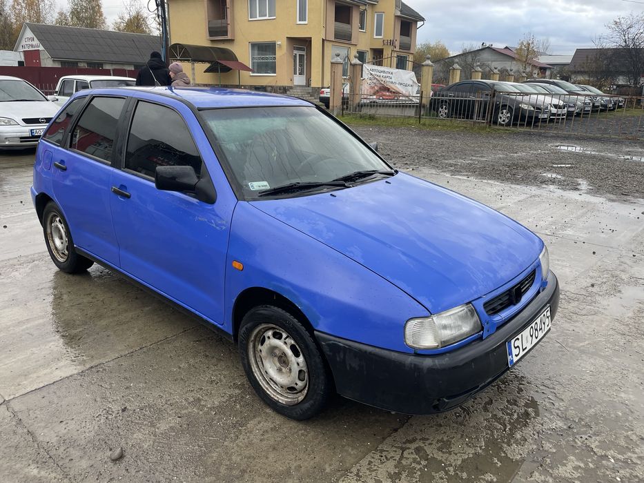 Seat Ibiza 2000 ( Ekonom class )