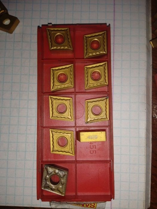 Твердосплавні пластини sumitoto sandvik