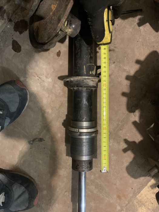 Різьбовий стакан койловер