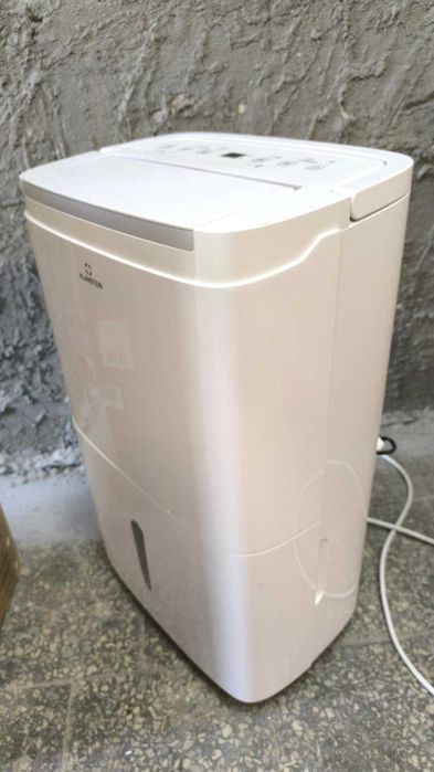 DryFy Connect 50L Smart osuszacz powietrza