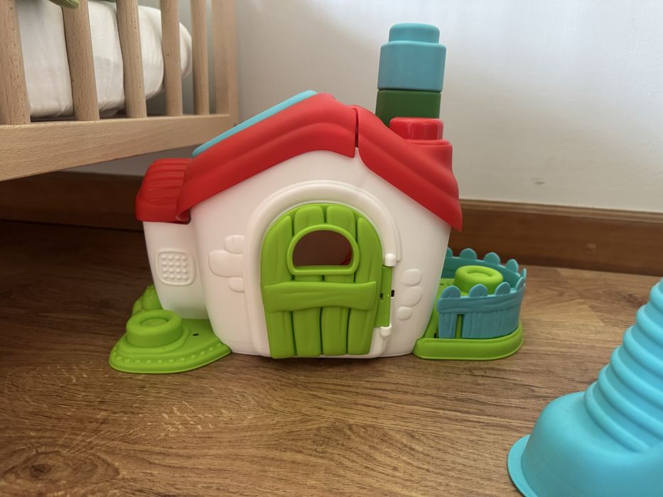 Mesa + Casa Clementoni