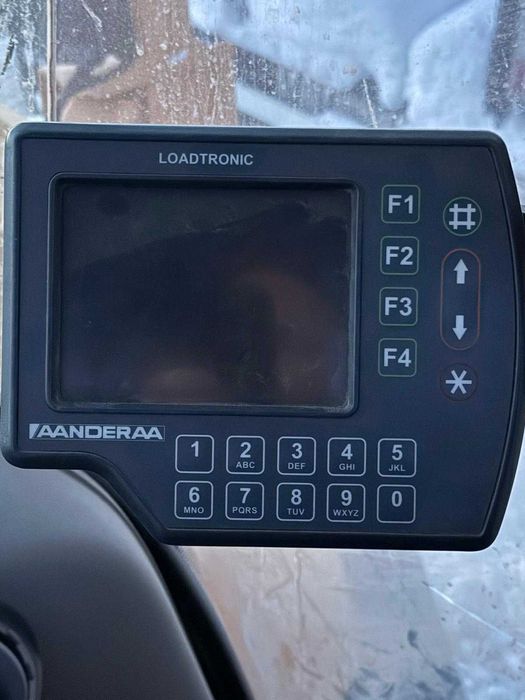 Ładowarka kołowa VOLVO L150H + ŁYŻKA NOWE OPONY