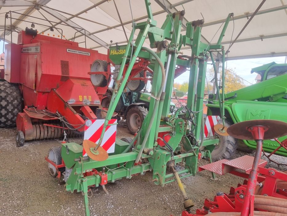 Siewnik do kukurydzy hassia 6 rzędów