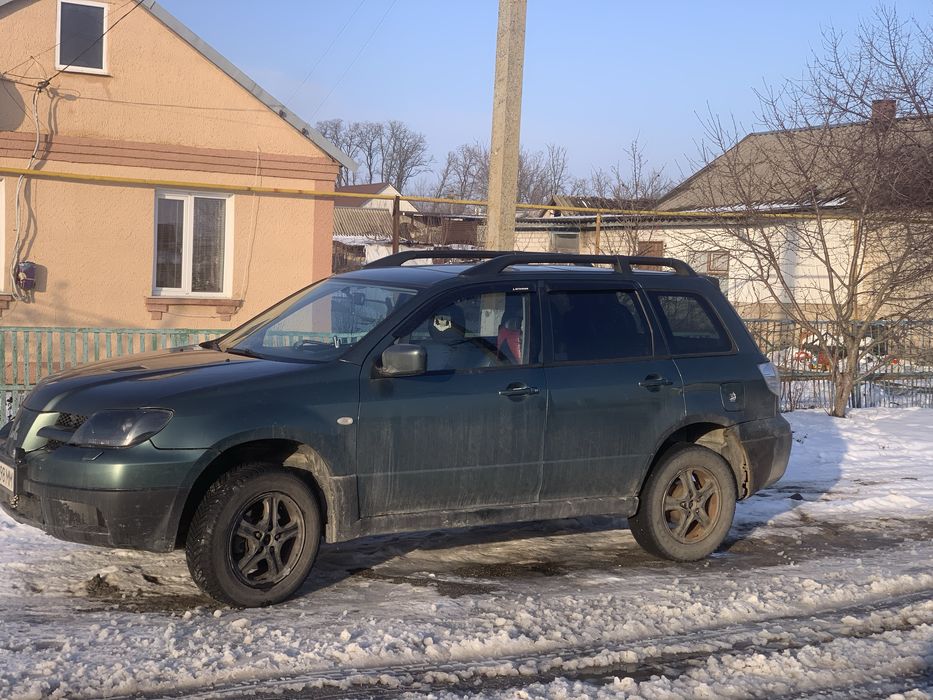 Продам  свое авто аутлендер