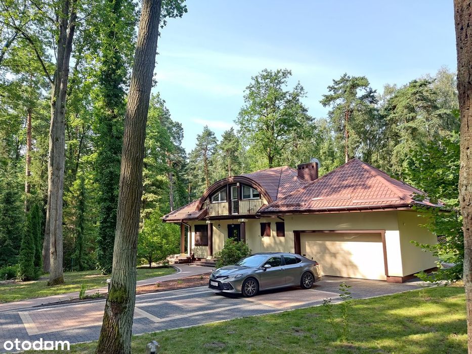Sprzedam wyjątkowy dom pod Warszawą w lesie
