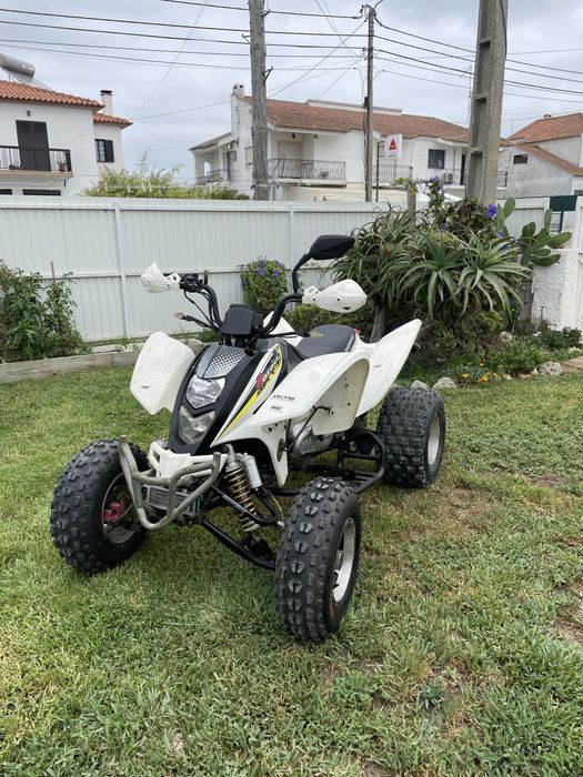 Vendo moto 4 shineray 250cc
