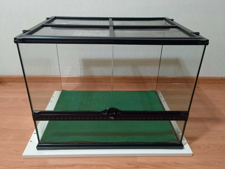 Тераріум ExoTerra 60x45x45 БУ