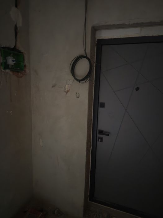 Продаж двох кімнатной квартири Росвигово.