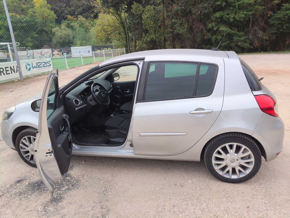 Renault Clio 1,2 Gasolina, bom estado, com Gps