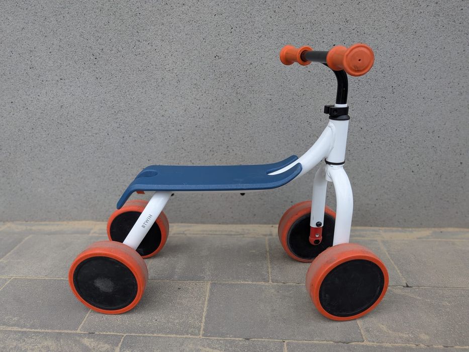 Rowerek czterokołowy Btwin, rower biegowy Decathlon