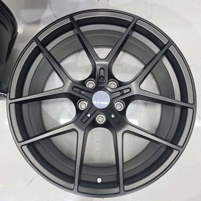 Jantes 18” Compatíveis BMW M4 CS 5x120