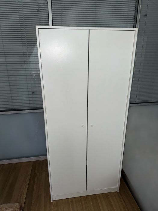 Roupeiro c/2portas - Ikea KLEPPSTAD