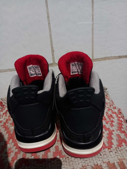 Air Jordan 4 Black Red