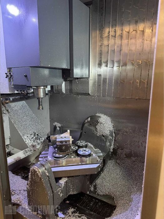 Centrum obróbcze CNC HAAS UMC 750 12000 obr./min