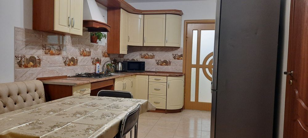 Вільна 2к.квартира-будинок в п.с.Парк"Софі