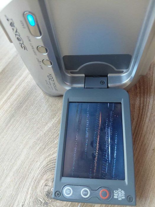 Видеокамера SONY Handykat DCR _HC17E
