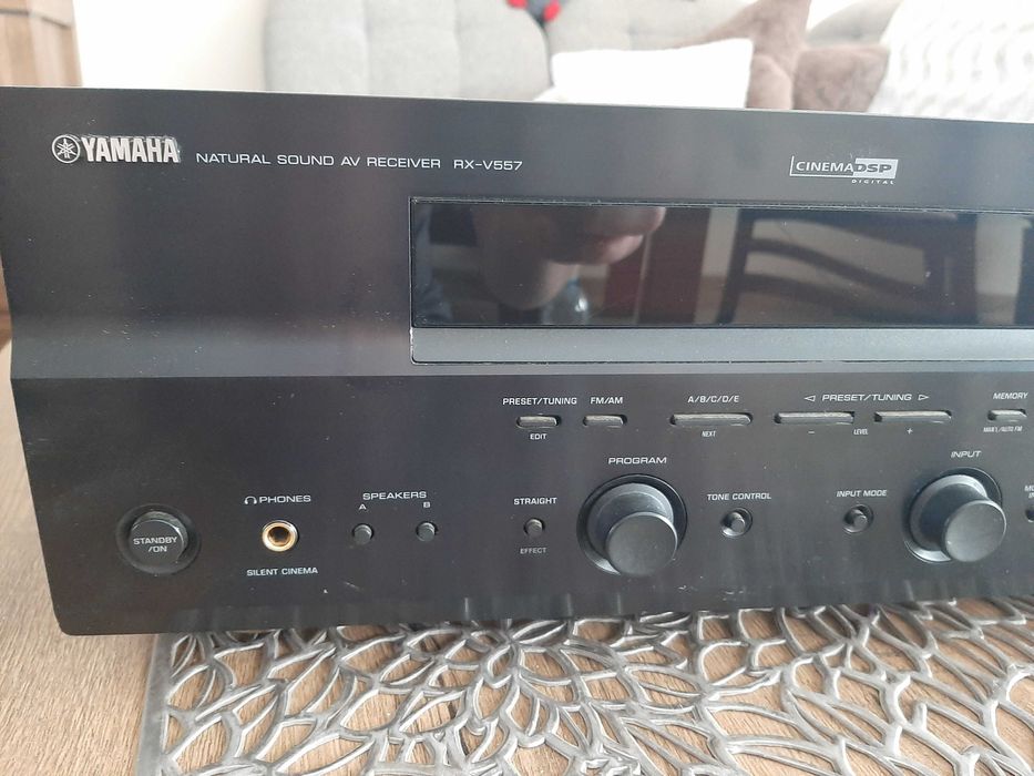Amplituner Kina Domowego YAMAHA RX-V557 6.1 DTS-ES Dolby EX 2005r