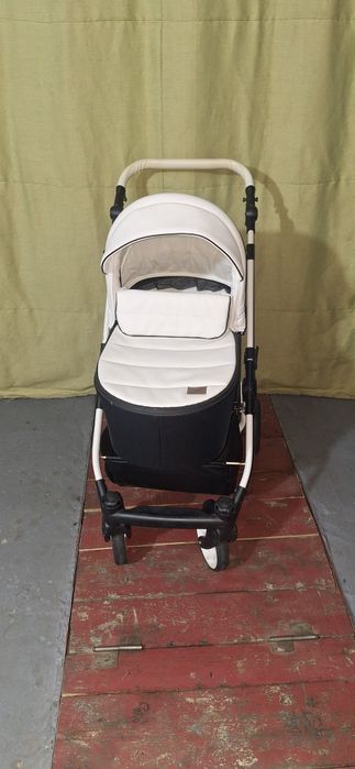 Продам коляску зима -лето .