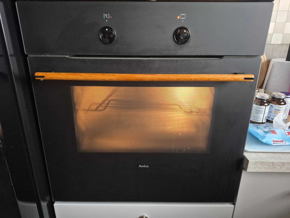 Piekarnik elektryczny amica zen czarny