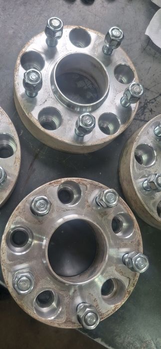 продам проставки на джип гран черокі