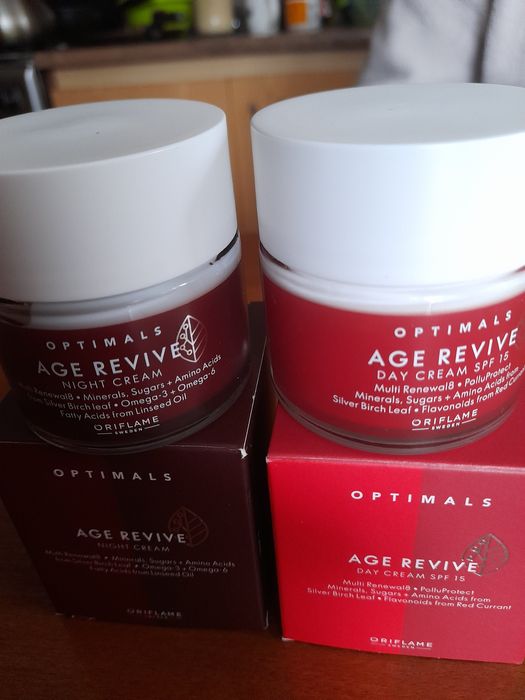 Age Revive kremy na dzien i noc zestaw