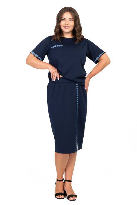 Жіночий спідничний костюм з вишивкою Грація (в асортименті)