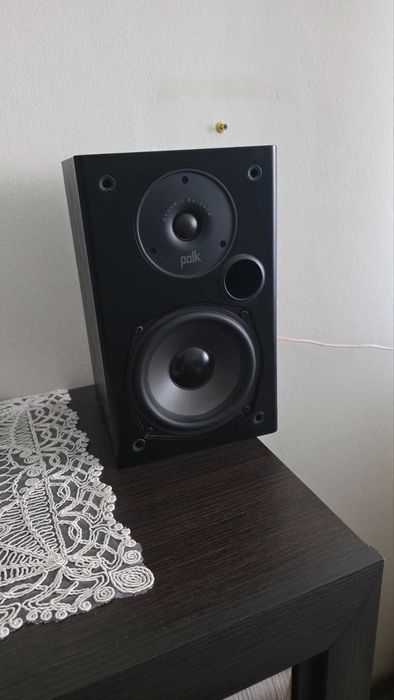 Акустика Polk Audio T15 поличні стерео колонки 89db, 150w RMS, 20-80w