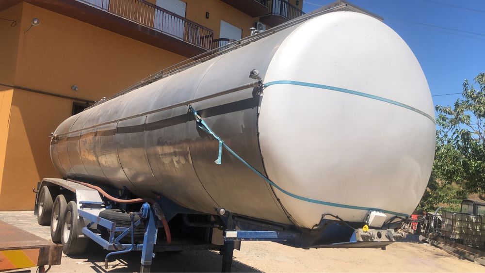 Cisterna inox/ alimentar