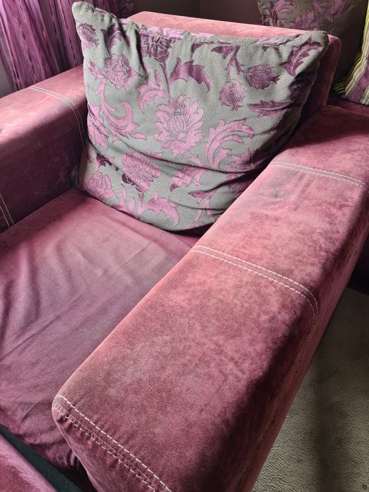 2 fotele z poduszkami + pufa