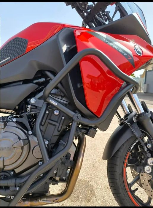 Moto  Yamaha trecer 7