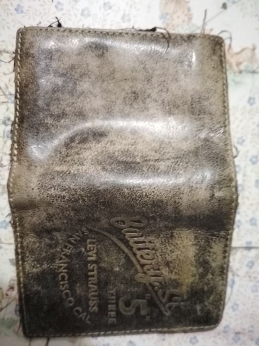 Vendo carteira de homem bom estado