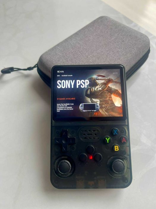 Продам ретро ігрову консоль приставку R36S 64 Гб стан нової