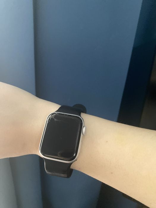 продам apple watch se 42-44мм