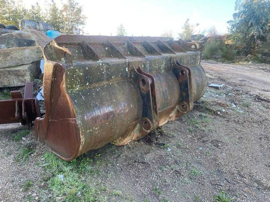 Balde demaquina MICHIGAN L190