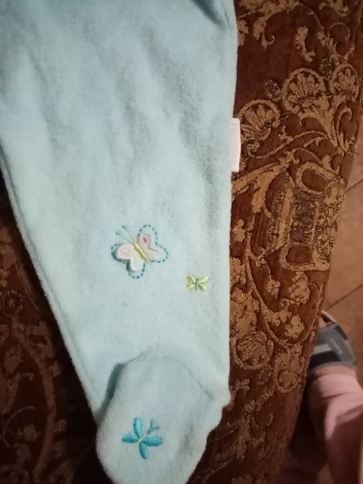 Детский костюм на 3-6 месяцев