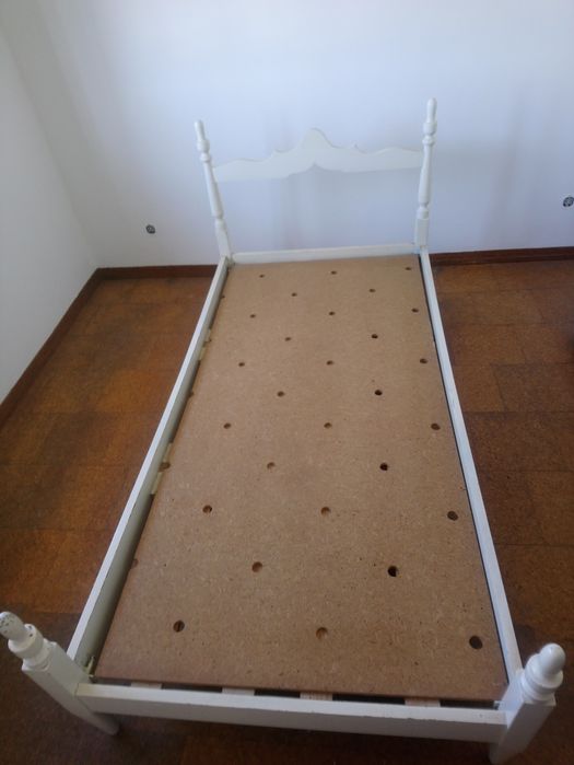 Opportunity. Single bed64729950443777120