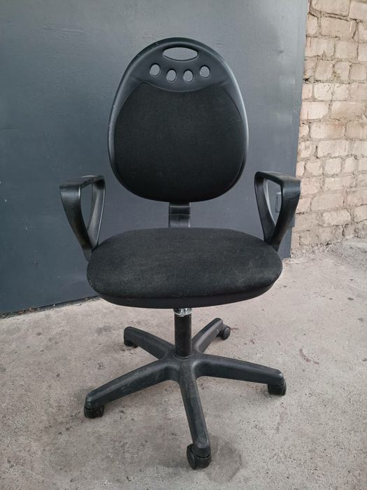 Компьютерное кресло