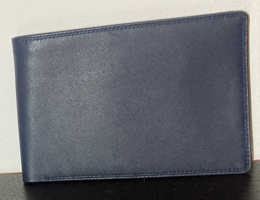 Carteira Passaporte homem com RFID em pele MYWALIT na cor Note