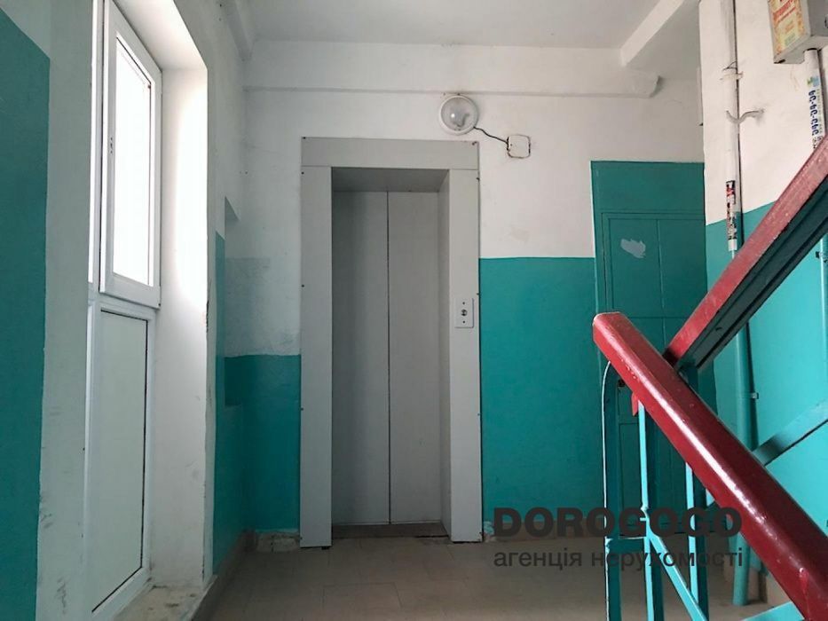 Науки 20, метро Деміївська, продаж 1к, терміново, торг