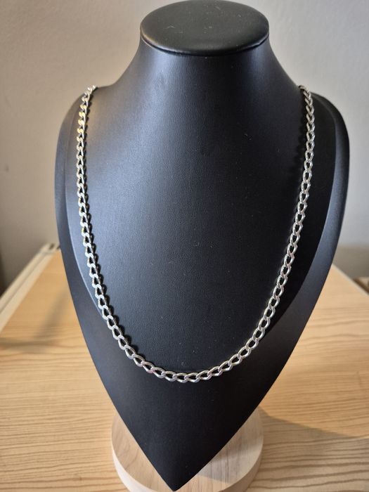 Fio em prata com 64 cm